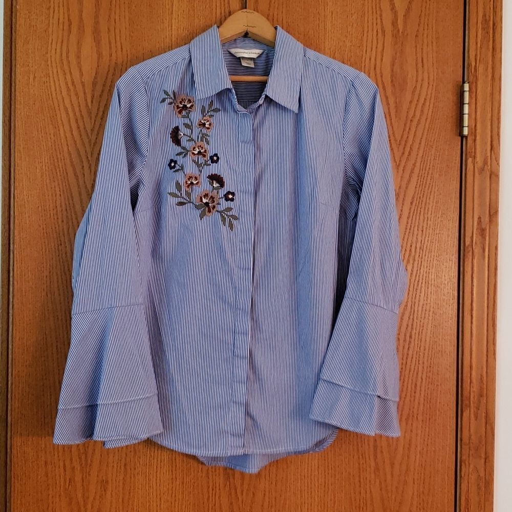 Lovely Christopher & Banks Blue White Striped Blouse with Floral Design Sz M